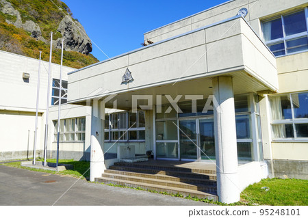 Setana Municipal Shimauta Elementary School (closed) Setana Municipal Shimauta Elementary School (closed) 95248101