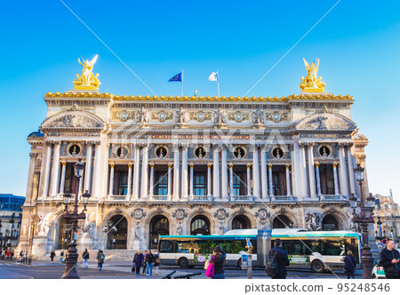 Paris Opera House * partly soft focus Paris Opera House * partly soft focus 95248546