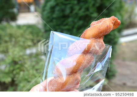 Gwabaegi(韓國麻花甜甜圈) Gwabaegi(韓國麻花甜甜圈) 95250498