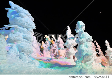Yamagata Prefecture Zao Onsen Ski Resort 95258611