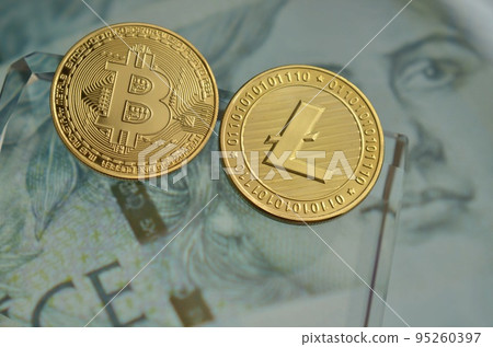 Bitcoin is an open source peer-to-peer electronic cash system that uses blockchain technology Bitcoin is an open source peer-to-peer electronic cash system that uses blockchain technology 95260397