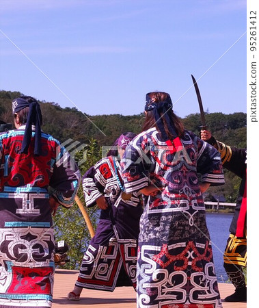 Dance of Ainu culture Upopoy Dance of Ainu culture Upopoy 95261412