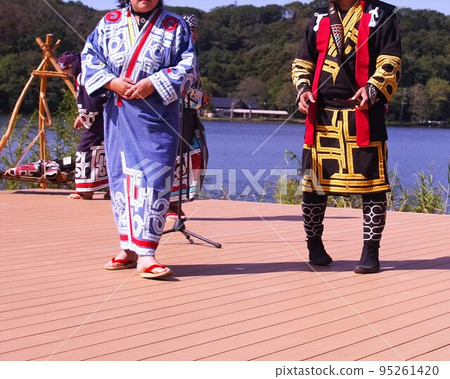 Dance of Ainu culture Upopoy Dance of Ainu culture Upopoy 95261420