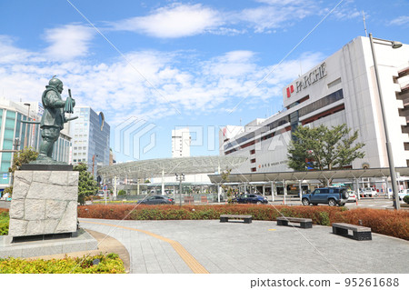 Shizuoka Station North Exit 95261688