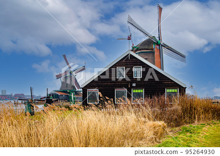 Zaanse Scans 95264930