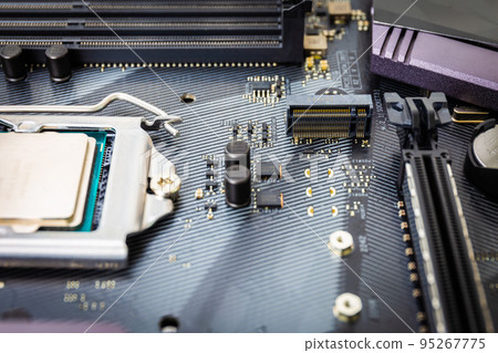 The M.2 slot on the motherboard near the CPU is a new technology for high-speed storage and recording. The M.2 slot on the motherboard near the CPU is a new technology for high-speed storage and recording. 95267775