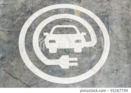 Electric filling station logo for electric vehicle Electric filling station logo for electric vehicle 95267799