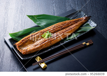 Domestic eel skewers 95268839