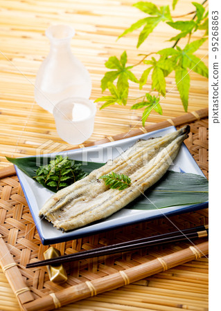 鰻魚白烤 95268863