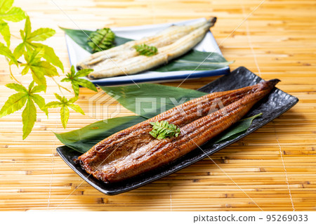 鰻魚蒲燒和白燒 鰻魚蒲燒和白燒 95269033