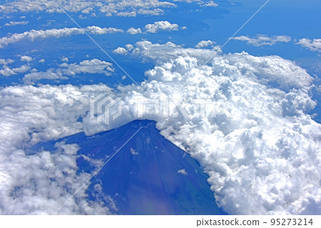 Aerial photograph of Mt. Fuji 95273214
