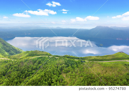 夏季的摩週湖（北海道弟子屈） 95274780