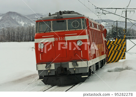 Shinetsu Main Line Nihongi-Sekiyama JR East DD53-2 (Nagaoka) Special Snow Plow Train Tokusetsu 95282278