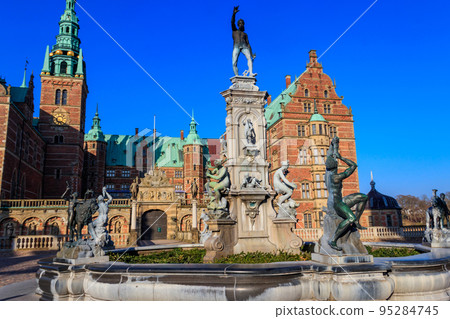 Neptune Fountain in a front of Frederiksborg castle in Hillerod, Denmark Neptune Fountain in a front of Frederiksborg castle in Hillerod, Denmark 95284745