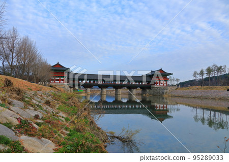 Gyeongju Woljeong Bridge, Woljeong Bridge, 木橋, 木橋, 橋, 立交橋, 日誌, 列, 夜景, 石橋, 流, Gyeongju Woljeong Bridge, Woljeong Bridge, 木橋, 木橋, 橋, 立交橋, 日誌, 列, 夜景, 石橋, 流, 95289033