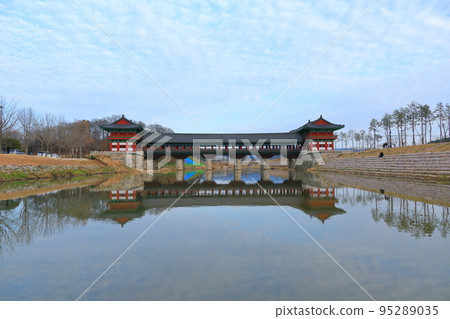 Gyeongju Woljeong Bridge, Woljeong Bridge, Wooden Bridge, Wooden Bridge, Bridge, Overpass, Log, Column, Night View, Stone Bridge, Stream, 95289035