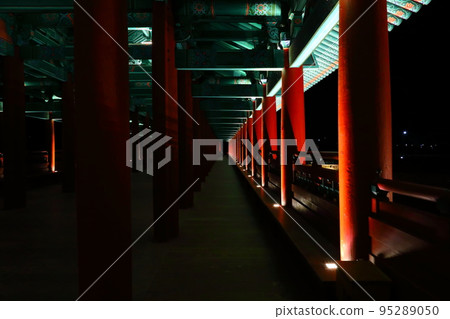 Gyeongju Woljeong Bridge, Woljeong Bridge, Wooden Bridge, Wooden Bridge, Bridge, Overpass, Log, Column, Night View, Stone Bridge, Stream, Gyeongju Woljeong Bridge, Woljeong Bridge, Wooden Bridge, Wooden Bridge, Bridge, Overpass, Log, Column, Night View, Stone Bridge, Stream, 95289050