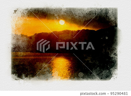 Sunset on the water surface dyed in orange light from the setting sun, Lake Hibara, Fukushima Prefecture 95290481