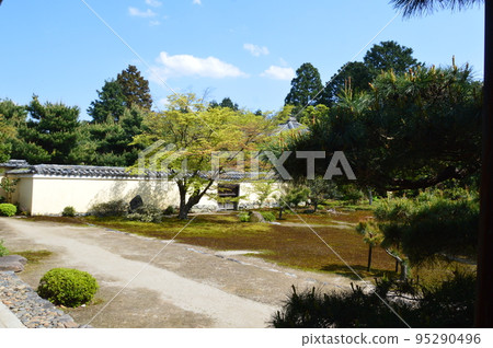 Kao's garden (Sagaokitabori-cho, Kamigyo-ku, Kyoto City) 95290496