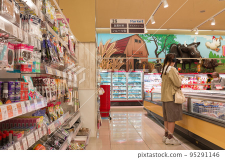 【大阪府】10月物價上漲省錢的主婦 95291146