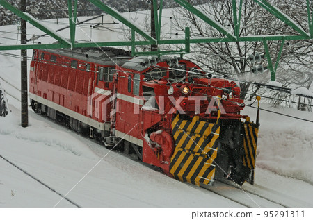 Shinetsu Main Line Sekiyama JR East DD53-2 (Nagaoka) Special snow removal train Tokusetsu 95291311