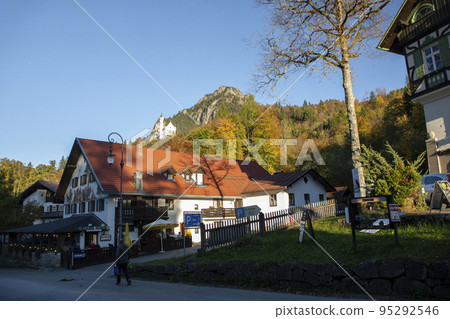 小鎮，德國，德國巴伐利亞，施旺高鎮，小さな町、ドイツ、バイエルン、ドイツ、シュヴァンガウ、town 95292546