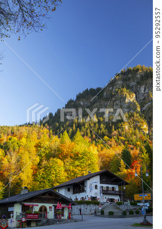 小鎮，德國，德國巴伐利亞，施旺高鎮，小さな町、ドイツ、バイエルン、ドイツ、シュヴァンガウ、town 95292557