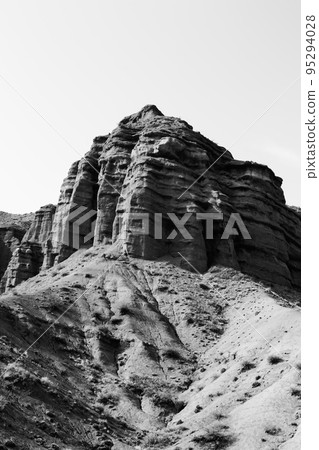 Rock formations on clear day 95294028