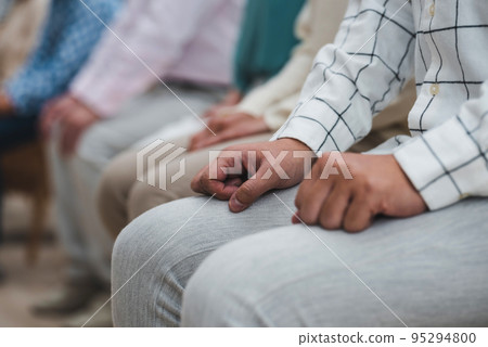 演講 男女老少 所有年齡段的男性和女性 95294800