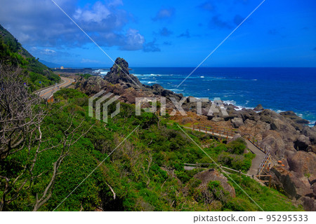 Shikoku, Cape Muroto, Cape Muroto Promenade, Bishago Rock seen from Eboshi Rock Observatory, Muroto Cape Town, Kochi Prefecture (2) 95295533