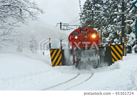 Shinetsu Main Line Sekiyama-Myoko Kogen JR East DD53-2 (Nagaoka) Special Snow Plow Train Tokusetsu 95301724