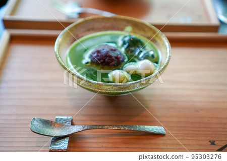 Uji Matcha Sweets Uji Matcha Sweets 95303276
