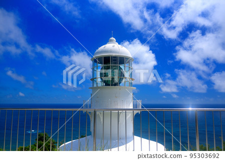 Cape Muroto, Shikoku, Cape Muroto, Cape Muroto Lighthouse, White lighthouse seen from the observatory on the side of Atsumisaki Temple, Cape Muroto, Kochi Prefecture (2) Cape Muroto, Shikoku, Cape Muroto, Cape Muroto Lighthouse, White lighthouse seen from the observatory on the side of Atsumisaki Temple, Cape Muroto, Kochi Prefecture (2) 95303692