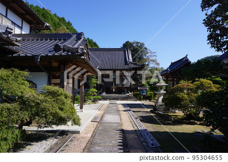 岡山縣三崎町的高野山真言宗佛教寺廟“Kazoji” 95304655