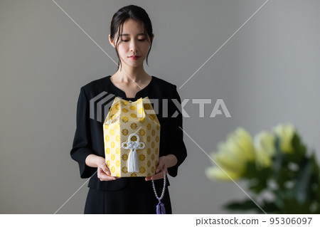 Funeral image 95306097