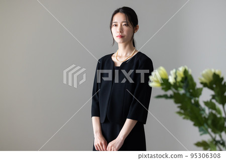 Funeral image 95306308