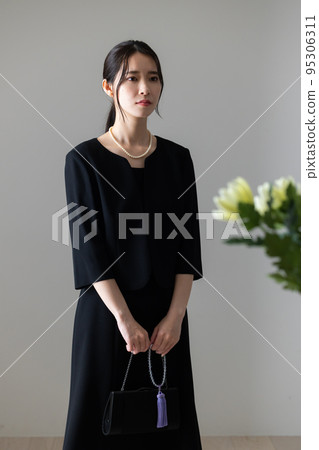 Funeral image 95306311