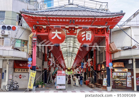 名古屋市大須商店街的二王門街 95309169