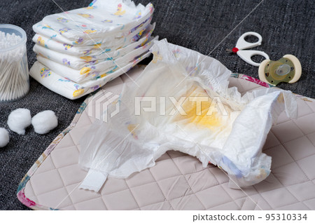Baby disposable diapers Baby disposable diapers 95310334