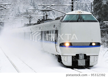 Limited Express "Thunderbird" Hokuriku Main Line Minami-Imajo Station 95312392