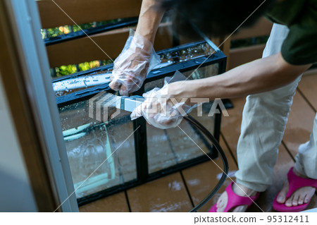 清潔玻璃籠 清潔玻璃籠 95312411