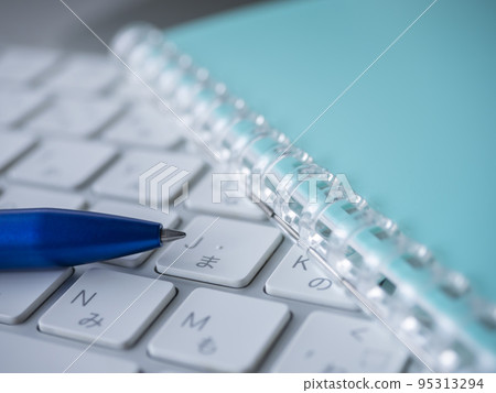 Business image of notebooks and personal computers Business image of notebooks and personal computers 95313294