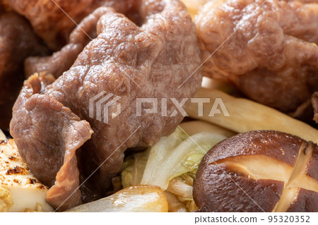 Sukiyaki-style boiled beef up. Sukiyaki-style boiled beef up. 95320352
