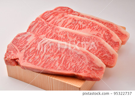 Steak meat 95322737