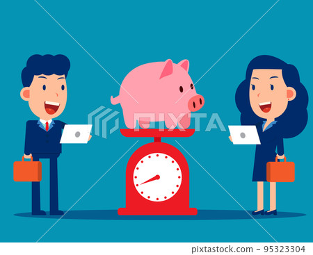 The piggy bank on the scales and analyze team The piggy bank on the scales and analyze team 95323304