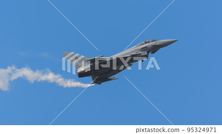 Italian Air Force Eurofighter EF-2000 slow flight 95324971