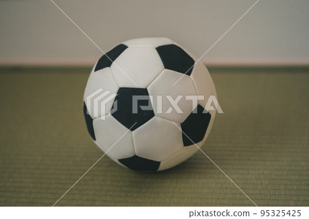 soccer ball, soccerball, ball 95325425