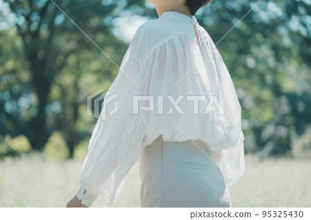 女生 女孩 女性 95325430