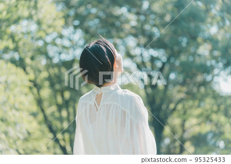 female, females, lady 95325433