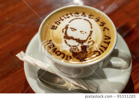 Nagasaki Dejima Wharf "Attic" latte art 95331285